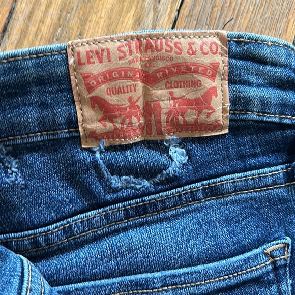 Womens 711 Levi’s - Picture 2 of 4
